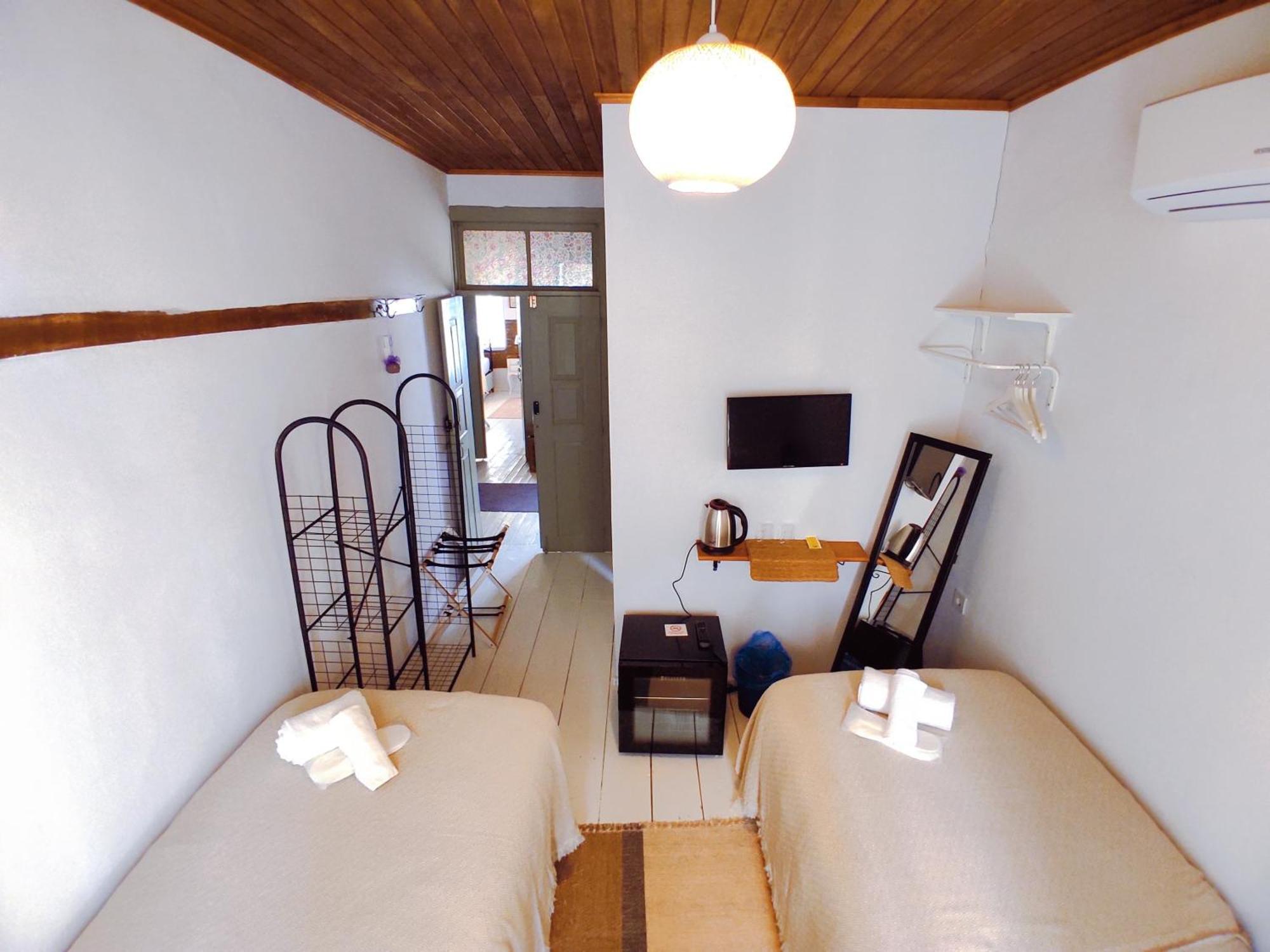Kidoni Macaron Guesthouse Ayvalı Buitenkant foto